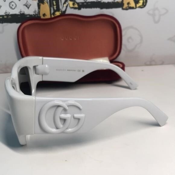 New Authentic  Gucci GG1545S 003 – Light Grey Oversized Square Sunglasses ✨ - Picture 10 of 14